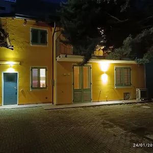  Appartamento Un Angolo A Milano... Italia